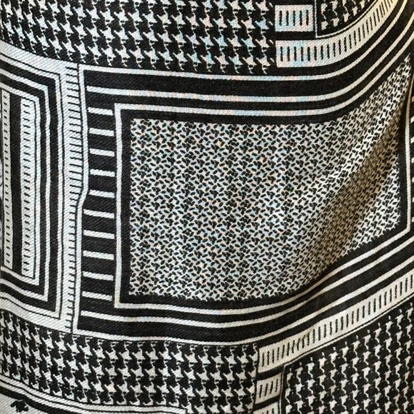 Unbranded Scarf Womens Long Rectangle Black White Colorless Hounds tooth Woven - Picture 7 of 9